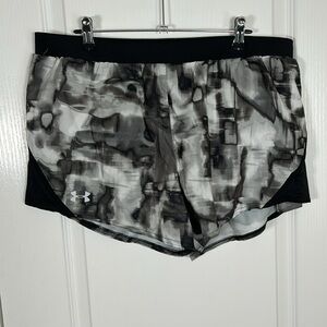 Under Armor Loose Fitting Run Shorts Gray Black XL